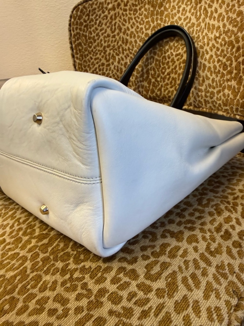 💯Auth! LANVIN Black & White Leather Tote/Shoulder Bag w Tassels & Gold Hardware - Picture 15 of 16